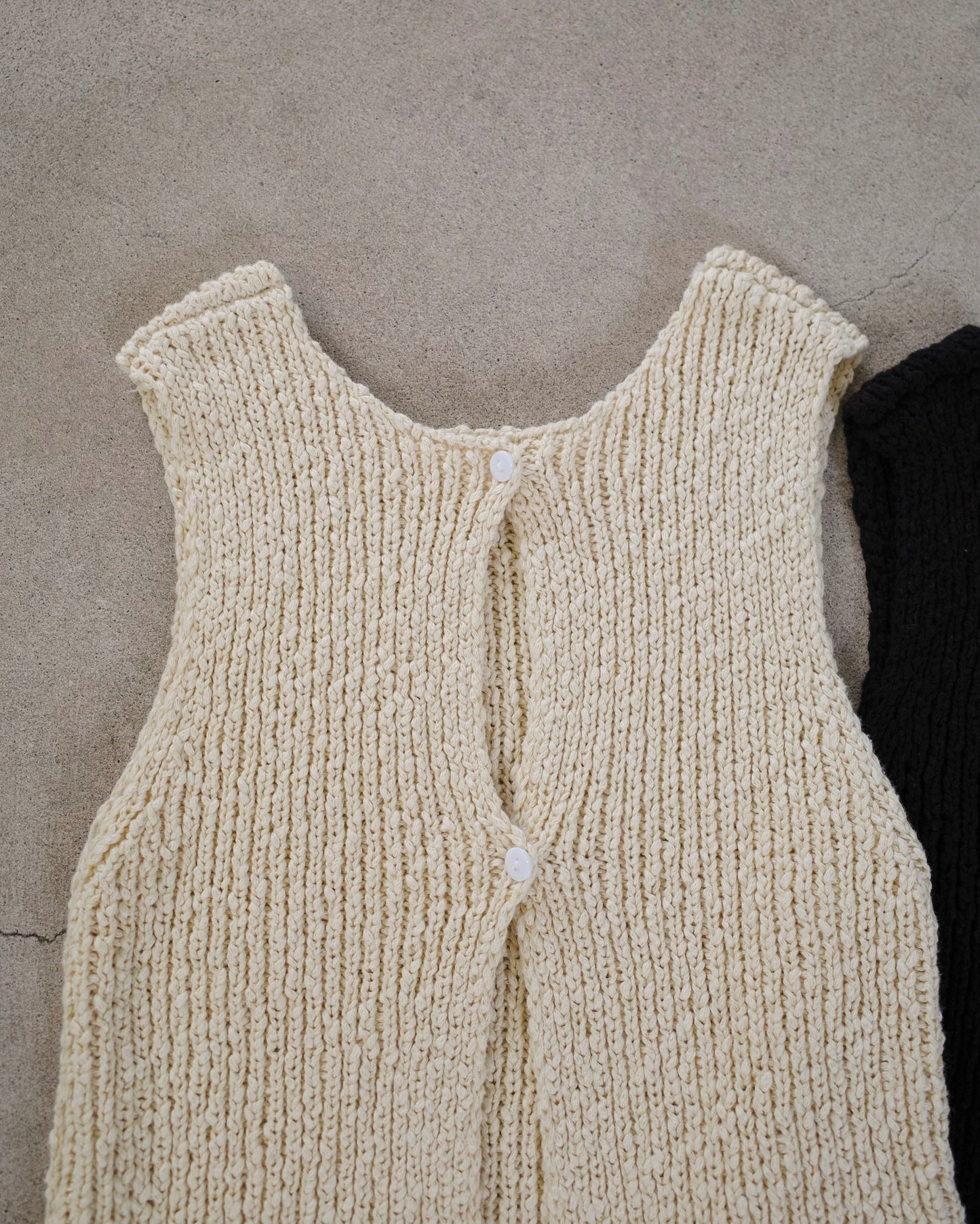 Sleeveless Knit