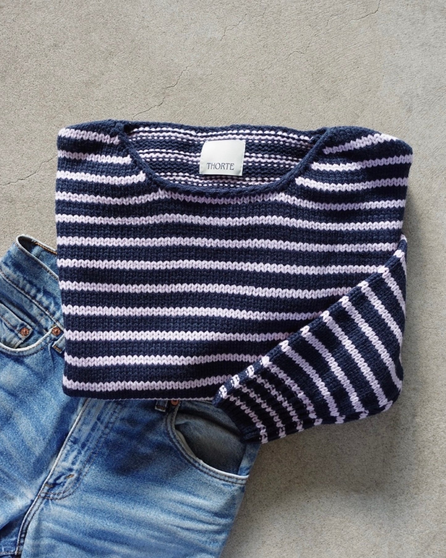 Color Border Knit