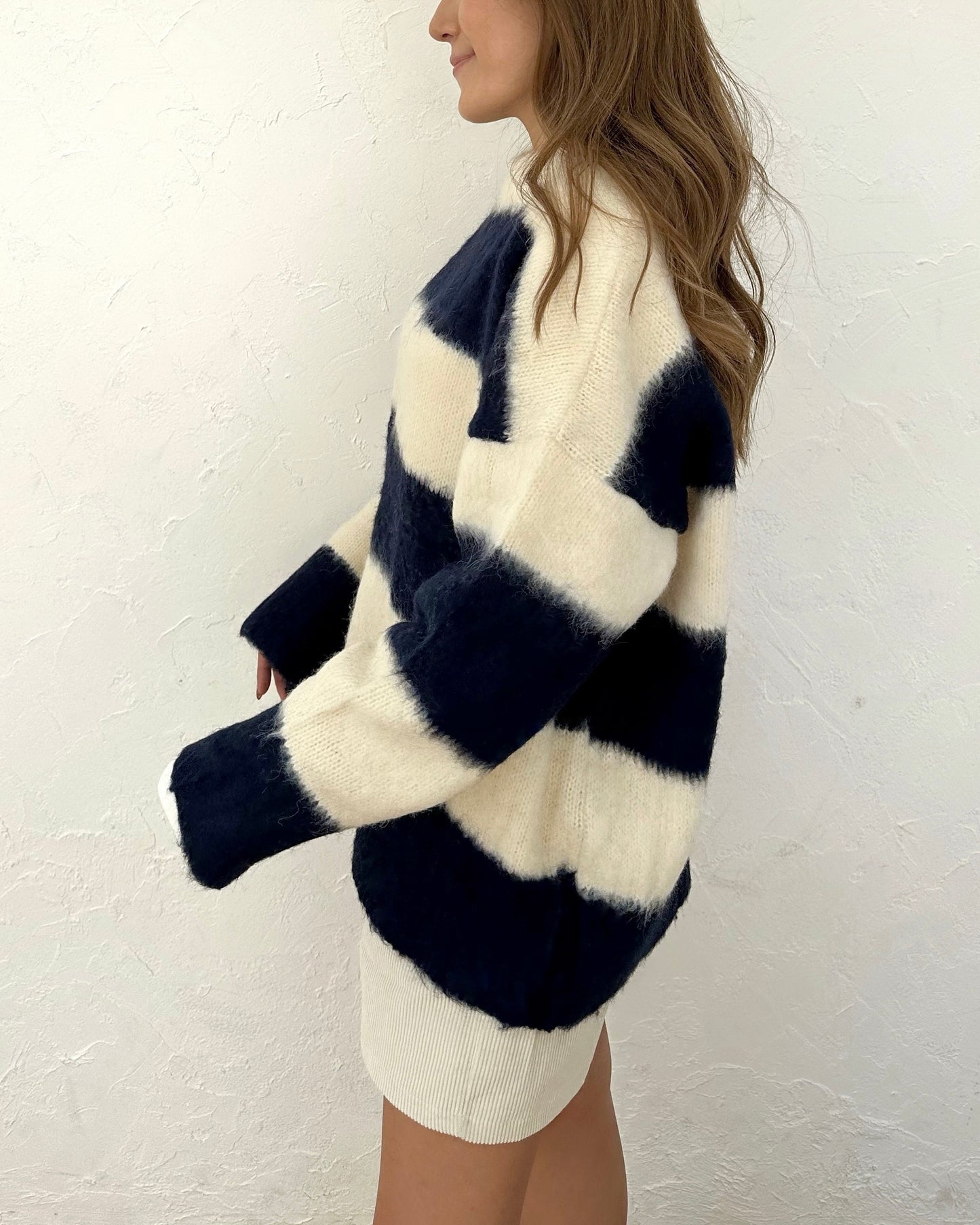 Oversized Wool Border Knit