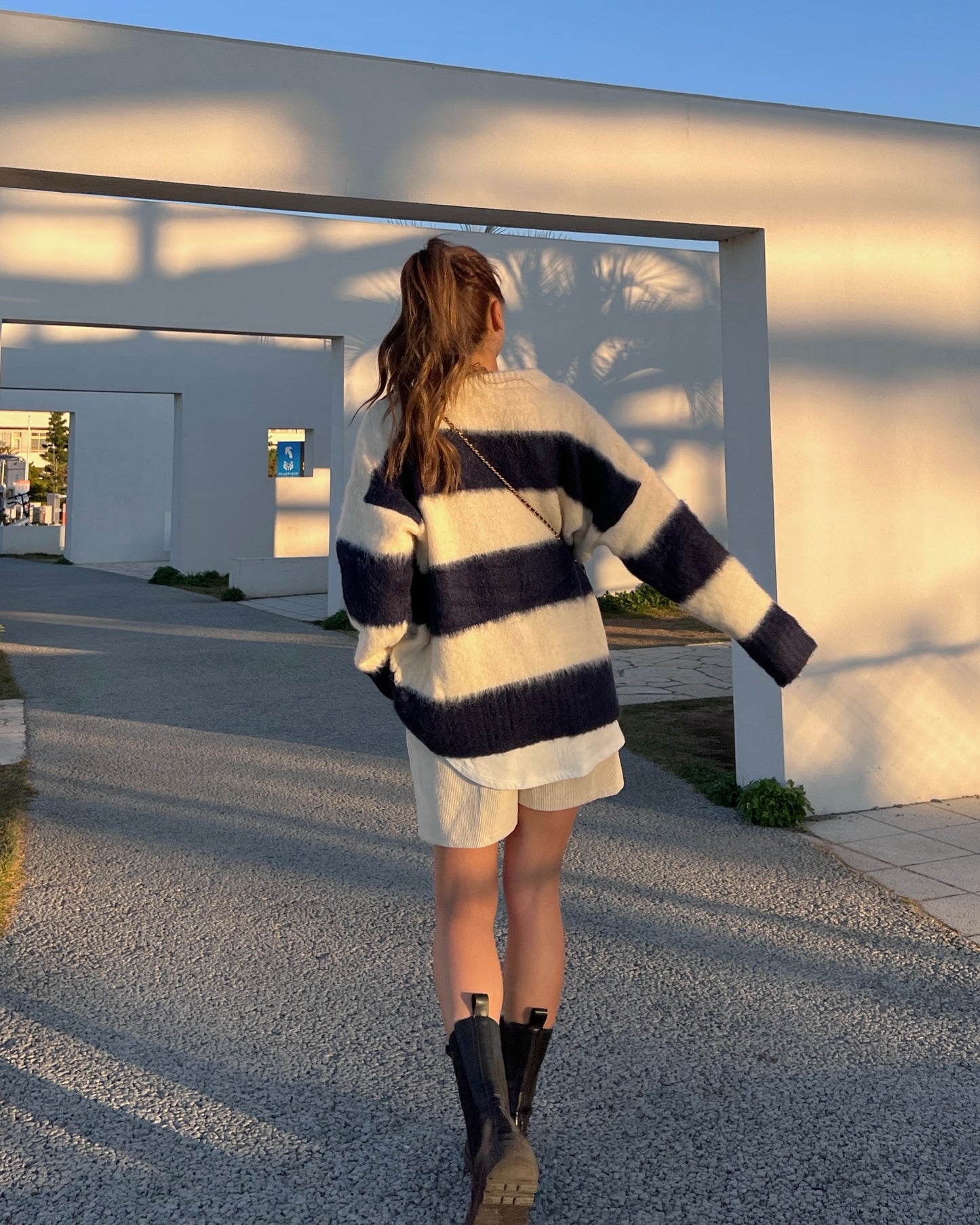 Oversized Wool Border Knit